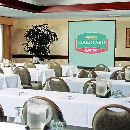 Courtyard San Diego Central - Outdoor Pool, Bar & Restaurant 