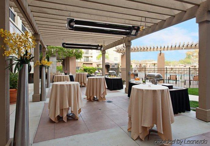 Courtyard Central - Outdoor Pool, Bar & Restaurant 3* San Diego